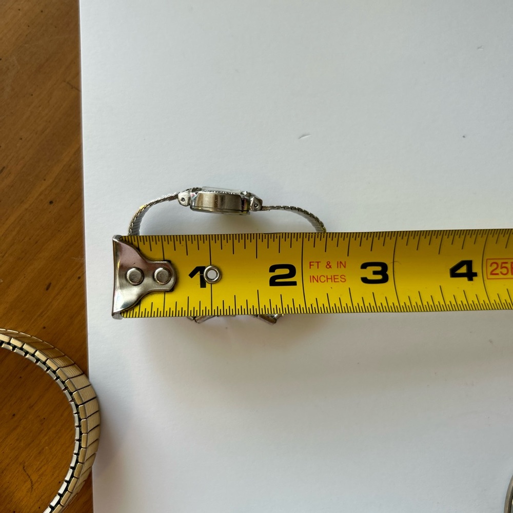 Antique Dainty Deco Watch - Picture 10 of 10